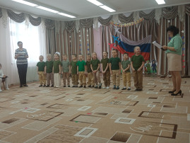 Утренник "Мой папа самый, самый!" (для старших дошкольников) Утренник "Мой папа самый, самый!" (для старших дошкольников).